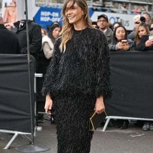 Clotilde Courau arrivant au défilé Elie Saab lors de la Fashion Week Haute Couture à Paris, France, le 28 janvier 2026. Photo by Julien Reynaud/APS-Medias/ABACAPRESS.COM