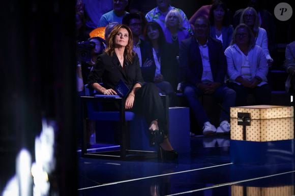 Exclusif - Laurent Gerra, Anny Duperey, Gautier Capuçon lors de l'enregistrement de l'émission "La Boîte à secrets", présentée par F.Bollaert et diffusée le 10 octobre 2025 sur France 3, dans les studios du Lendit à Saint-Denis, Seine Saint-Denis, France, le 22 septembre 2025. © Jack Tribeca/Bestimage