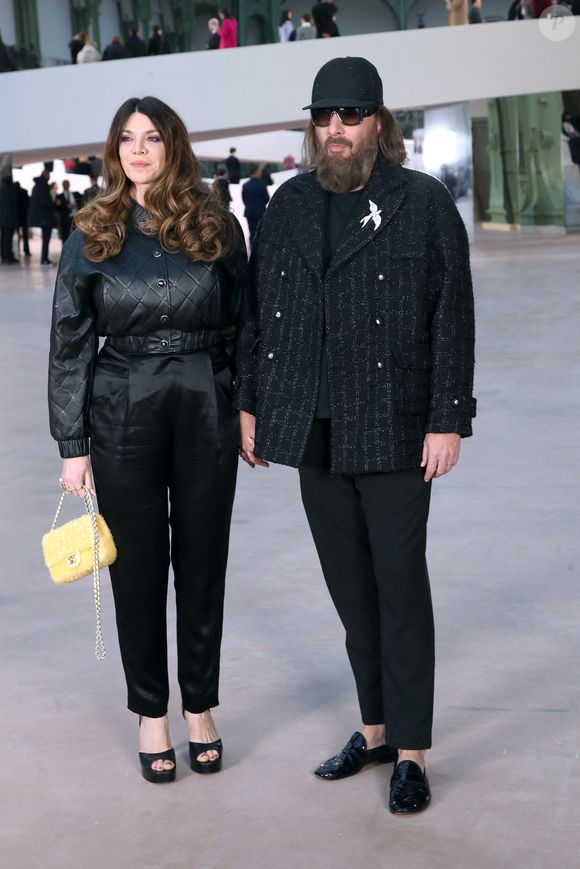 Amandine de la Richardière et Sébastien Tellier  - Célébrités au Défilé de Mode Chanel, Collection Haute Couture Printemps / Été 2025, dans le cadre de la Fashion Week de Paris, France, le 27 Janvier 2025. 

© Bertrand Rindoff / Bestimage