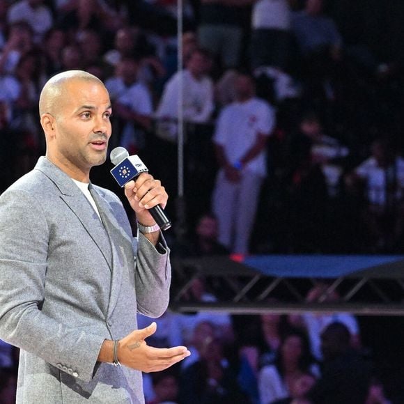Le hic, c'est que le deal n'a jamais été honoré.

Tony Parker au match de préparation aux Jeux Olympiques Paris 2024 entre la France à la Serbie (67-79) à Decines-Charpieu, France, le 12 juillet 2024. © Frédéric Chambert/Panoramic/Bestimage