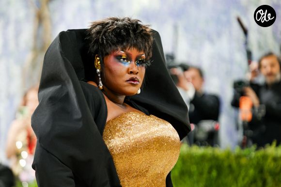 La chanteuse participera au spectacle organisé le 25 octobre 2026 au Stade de France.

New York, NY Célébrités au Met Gala 2026, célébrant "Costume Art" au Metropolitan Museum of Art à New York City. Photo par Backgrid USA / Bestimage