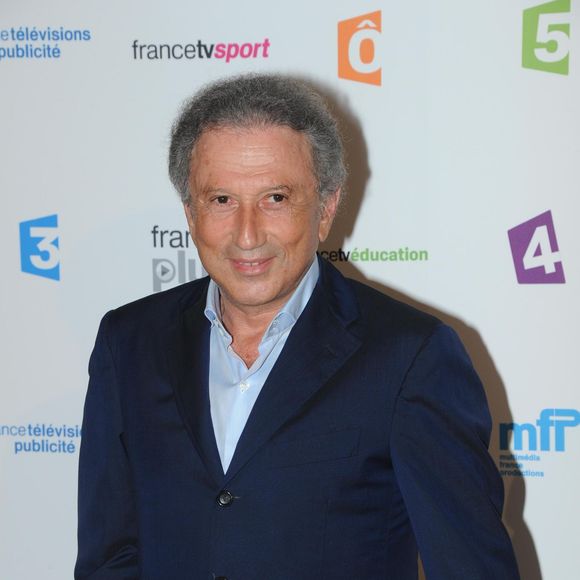 Michel Drucker - Conference de presse de rentree de France TV au palais de Tokyo, le 27 aout 2013.  
Crédit : JLPPA / Bestimage