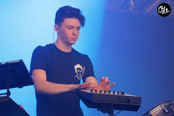 DJ Petit Biscuit (Mehdi Benjelloun) en concert - Festival Solidays à l'Hippodrome de Longchamp - Jour 3 - à Paris, France, le 25 juin 2017. © Lise Tuillier/Bestimage