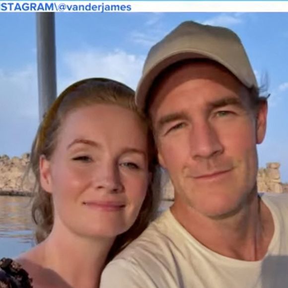 Kimberly a d'ailleurs écrit sur ses réseaux sociaux que "C’était important pour lui que nous venions !!". 

James Van Der Beek en larmes sur le plateau de l'émission "Good Morning America" à New York, le 3 décembre 2024 @Backgrid UK/ Bestimage
