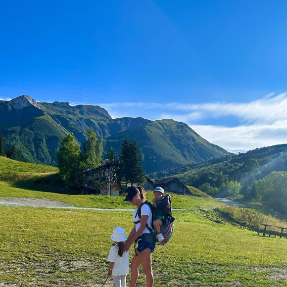 Emilie Broussouloux et ses deux enfants