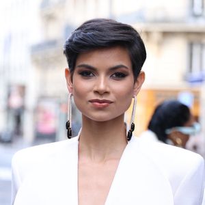 Mais rien d'officiel pour le moment ! 

Eve Gilles, Miss France 2024 - Les célébrités arrivent au défilé Stéphane Rolland à la Salle Pleyel, "Collection Haute Couture Printemps/Eté 2025" lors de la Fashion Week de Paris (PFW), le 28 janvier 2025. 
© Denis Guignebourg / Bestimage