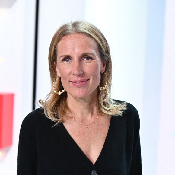 Exclusif - Agathe Lecaron - Enregistrement de l'émission "Vivement Dimanche" au Studio Gabriel à Paris, présentée par M.Drucker et diffusée le 27 novembre sur France 3. Le 16 novembre 2022
© Guillaume Gaffiot / Bestimage