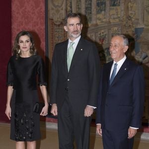 De quoi décevoir le couple royal espagnol, avec qui il s'entend très bien

 Le président du Portugal Marcelo Rebelo de Sousa lors de la réception en l'honneur du roi Felipe VI et la reine Letizia d'Espagne au palais El Pardo à Madrid.

Action Press / Bestimage