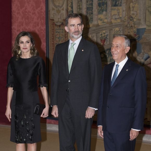 De quoi décevoir le couple royal espagnol, avec qui il s'entend très bien

 Le président du Portugal Marcelo Rebelo de Sousa lors de la réception en l'honneur du roi Felipe VI et la reine Letizia d'Espagne au palais El Pardo à Madrid.

Action Press / Bestimage