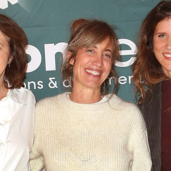 Valérie Bonneton (présidente du jury fiction), Elsa Bennett, Léa Gabrié - Photocall d'ouverture du 27ème Festival TV de Luchon le 4 février 2026.

© Patrick Bernard / Bestimage