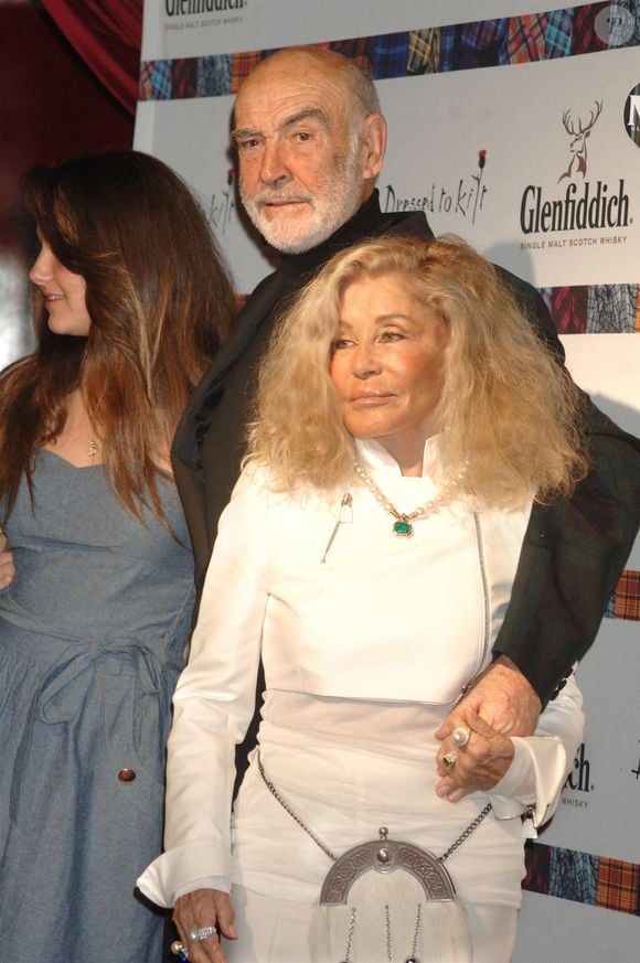 Archive - Sean Connery et sa femme Micheline Roquebrune-Connery au Charity Fashion Show presented by Glenfiddich at M2 Ultra Lounge à New York  le 5 avril 2010 © Dennis Van Tine/MediaPunch  Bestimage