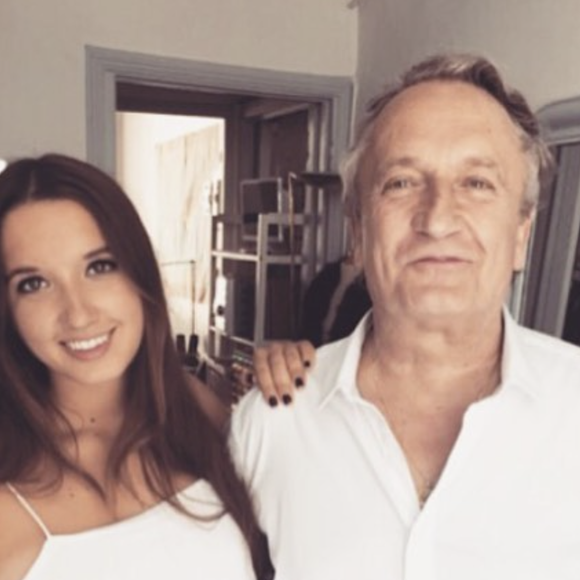 Anne et Philippe ont eu deux filles : Alice et Marie.

Capture d'écran de la story Instagram de Philippe Vaillant.