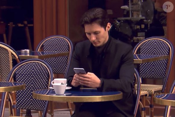 Le créateur de Telegram a en effet déjà organisé la transmission de sa fortune pour ses 106 enfants dont six issus de vraies relations. 

Pavel Durov, franco-russe de 39 ans, fondateur et PDG de la messagerie sécurisée Telegram a été interpellé samedi soir 24 août 2024 à l'aéroport du Bourget en France. © Capture TV Interview 60 Minutes via Bestimage