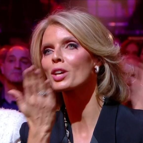 et donc sur scène aux côtés de Jean-Pierre Foucault, 

Miss France 2025, sur TF1