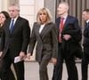 Si elle vit à un rythme effréné et brûle probablement pas mal de calories, elle exige que tout ce qui se trouve dans son assiette soit sain.
Le président de la Nation argentine, Alberto Fernández et la Première dame française, Brigitte Macron au lancement du Laboratoire pour la protection de l’enfance en ligne au palais de l'Elysée à Paris, France, le 10 novembre 2022. © Jacques Witt/Pool/Bestimage