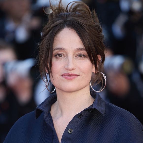 Pour l’actrice, la réussite ne se limite pas au succès sur les écrans. Ce qui compte avant tout, c’est que ses filles trouvent leur voie.

Marie Gillain (bijoux Messika) - Montée des marches du film « Marcello Mio » lors du 77ème Festival International du Film de Cannes, au Palais des Festivals à Cannes. Le 21 mai 2024
© Jacovides-Moreau / Bestimage
