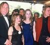 Son père Gérard a, quant à lui, toujours pointé du doigt la justice française, qu’il rend responsable de l’acharnement subi par son fils.

Archives – Gérard Depardieu avec Élisabeth, et leurs enfants, Julie et Guillaume, au Festival de Cannes 1992. © ANGELI-RINDOFF / BESTIMAGE