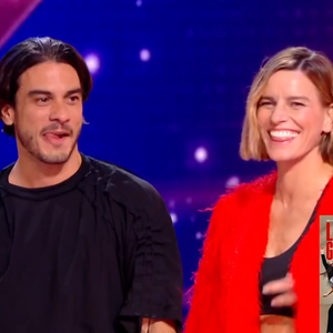 Fauve Hautot avec son compagnon Romain Guillermic dans "Danse avec les stars"

Fauve Hautot et son compagnon Romain Guillermic dans "Danse avec les stars" sur TF1 le 3 avril 2026.