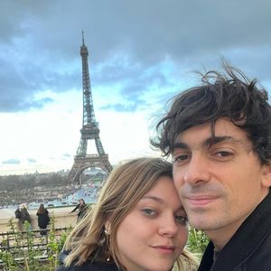 Louane et son compagnon Florian Rossi à Paris, photo Instagram publiée le 24 mars 2023.