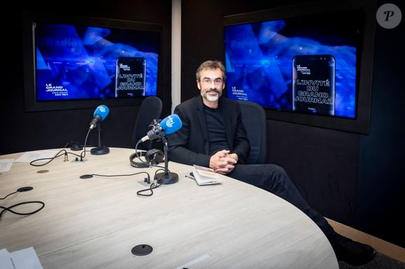 Exclusif - Raphaël Enthoven - Raphaël Enthoven  était l'invité de S. Nadjar à Radio J - Paris le 13/04/2022 - © Jack Tribeca / Bestimage