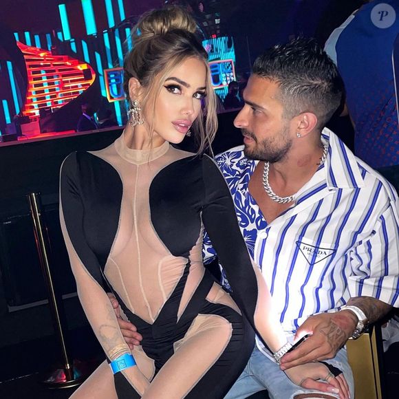 Ils sont notamment connus pour avoir participé aux "Marseillais"

Manon Marsault et Julien Tanti, couple phare des "Marseillais", sur le point de divorcer, d'après des rumeurs.