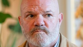 "Ce qui leur arrive, c'est de leur faute" : La production de Cauchemar en cuisine visée, Philippe Etchebest s'explique