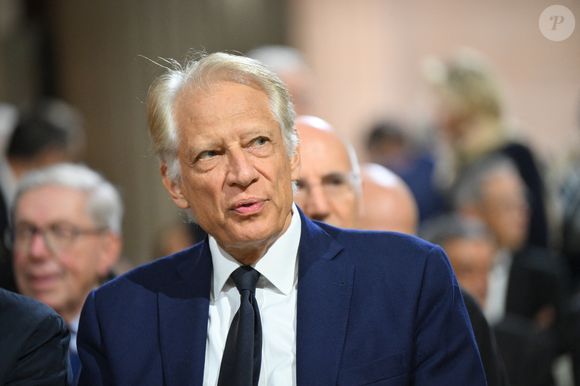 Dominique de Villepin lors de la cérémonie d'intronisation de Robert Badinter, ancien ministre de la Justice, au Panthéon à Paris, France, le 9 octobre 2025. L'ancien avocat et ministre de la Justice français, célèbre pour son combat contre la peine de mort, dont il a soutenu l'abolition en 1981, Robert Badinter, repose au Panthéon lors d'une cérémonie solennelle présidée par le Président de la République française le 9 octobre 2025, date anniversaire de la promulgation de la loi abolissant la peine de mort, dont il est l'auteur. © Eliot Blondet/Pool/Bestimage