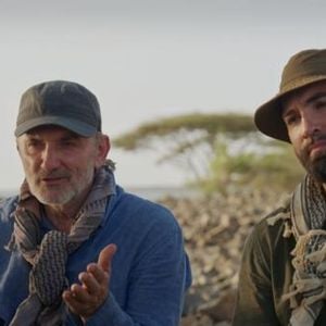 "Rendez-vous en terre inconnue" avec Kendji Girac et Frédéric Lopez chez les Turkana, émission anniversaire pour les 20 ans de "Rendez-vous en terre inconnue" diffusée le 29 avril 2025 sur France 2