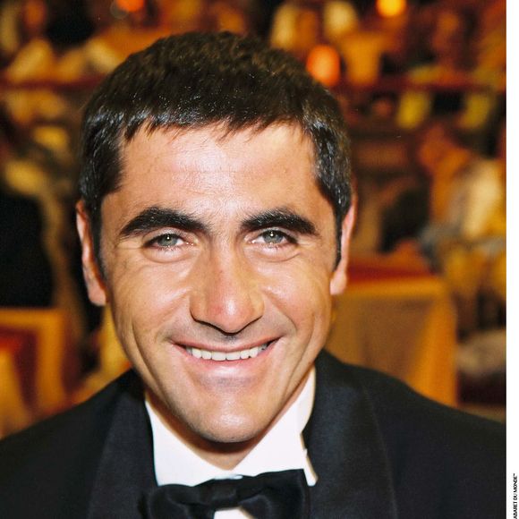 Laurent Jalabert dans "Le plus grand cabaret du monde"
Crédit : COADIC GUIREC / BESTIMAGE