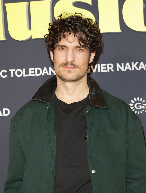 Louis Garrel - Première du film "Juste une illusion" au cinéma Le Grand Rex à Paris le 22 mars 2026. © Coadic Guirec/Bestimage