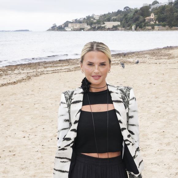 Exclusif - Kelly Vedovelli - Les célèbres personnalités de la télé se sont retrouvées avec bonheur, dans le Sud, à Vallauris Golf-Juan, pour assister à un magnifique show de cabaret © Jack Tribeca/Bestimage