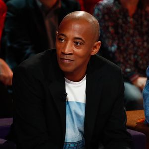 Exclusif - Nicolas Voulzy , lors de l'enregistrement de l'émission "Famille je vous aime" présentée par M. Drucker et qui sera diffusée le 13 juin 2025 sur France 3, aux Studios rive gauche à Paris, France, le 14 avril 2025. © Clovis-Gaffiot/Bestimage