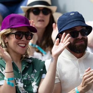 Alysson Paradis et Guillaume Gouix à Roland Garros 2025.

Photo : Jacovides / Moreau / Bestimage