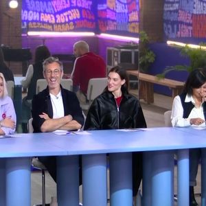 Les élèves ont dû choisir un morceau à interpréter parmi une playlist. 

Trois élèves de la nouvelle saison de la "Star Academy" ne sont pas parvenus à convaincre les professeurs lors des évaluations.