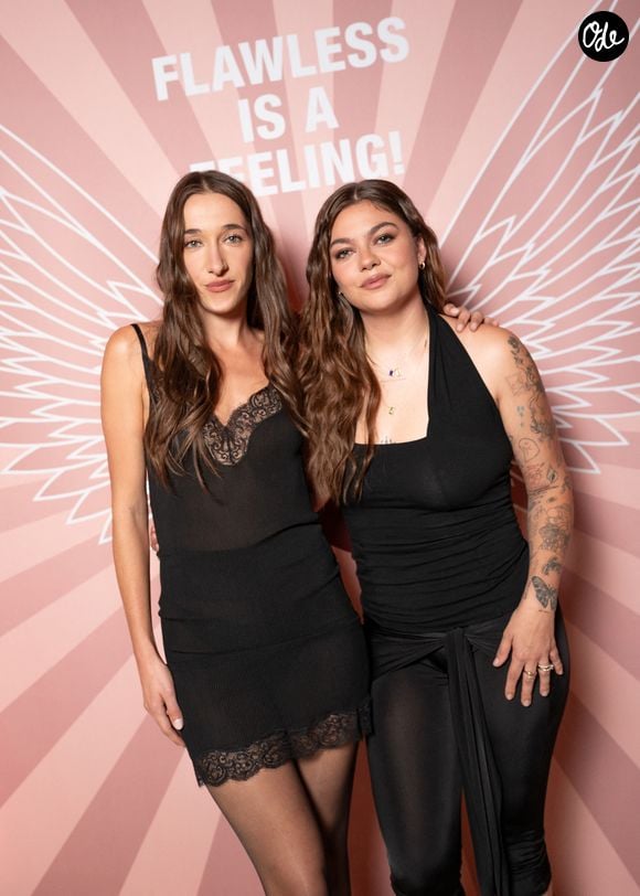 Elle rejoint un casting international composé de nombreuses personnalités. 

Bella Tilbury, Louane Emera au photocall du dîner intimiste organisé par Charlotte Tilbury dans le cadre de l'événement AFF à Paris, France, le 15 septembre 2026. © Pierrick Rocher/BFA.com/Backgrid/Bestimage