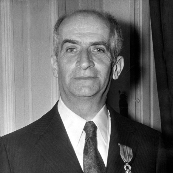 Louis de Funès reçoit la Légion d'honneur à Paris, le 15 mars 1973.

© Keystone Press Agency/ZUMA Press Wire