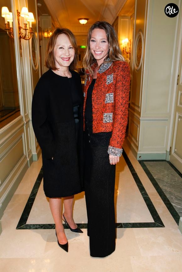 Nathalie Baye et sa fille Laura Smet - Soirée des "Révélations César 2015" à l'hôtel Meurice à Paris le 12 janvier 2015.

© OLIVIER BORDE / BESTIMAGE