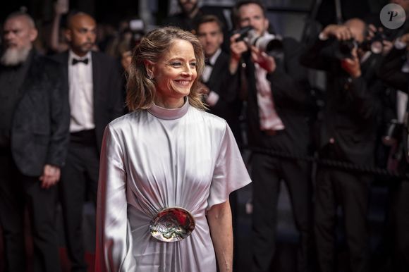 Jodie Foster - Descente des marches du film « Vie privée » lors du 78ème Festival International du Film de Cannes, au Palais des Festivals à Cannes. Le 20 mai 2025
© Jacovides-Moreau / Bestimage