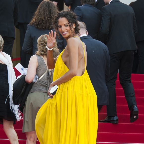 Noemie Lenoir arrivant sur le tapis rouge de 'La tete haute' projection et cérémonie d'ouverture tenue au Palais Des Festivals à Cannes, France le 13 mai 2015 dans le cadre du 68ème Festival de Cannes. Photo par Nicolas Genin/ABACAPRESS.COM