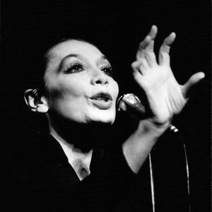 Juliette Greco en concert le 22 décembre 1978  © Keystone Press Agency/ZUMA Press Wire