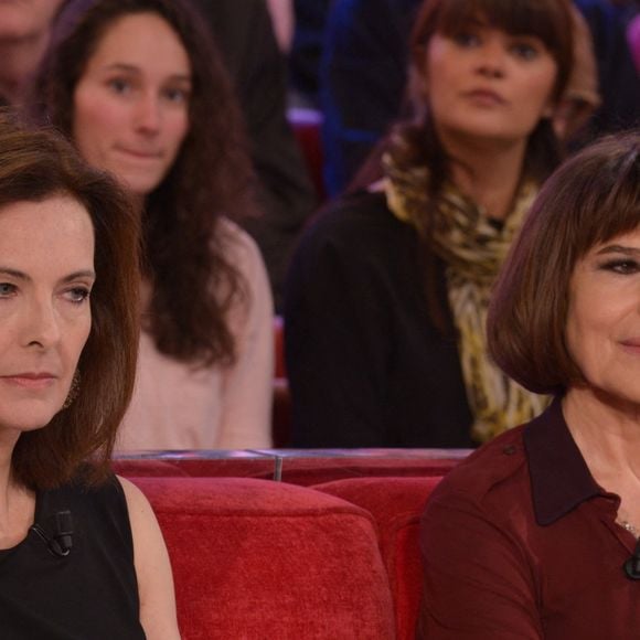 Carole Bouquet et Fanny Ardant lors de l'enregistrement de Vivement Dimanche le 17 décembre 2014 à Paris, France. Photo Max Colin/ABACAPRESS.COM