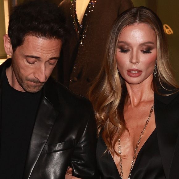Elle s'est excusée au préalable auprès de sa femme Georgina Chapman.


Adrien Brody et sa femme Georgina Chapman lors de la soirée pre-Oscar à Beverly Hills.



Photo : Backgrid USA / Bestimage