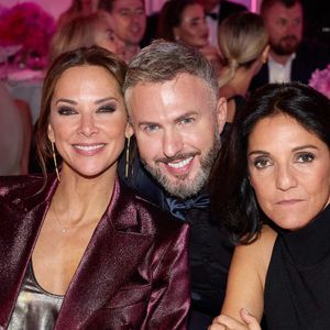 Thierry Martino, Mélissa Theuriau, Florence Foresti lors de la 11ème édition de la soirée Global Gift Gala à l'hôtel Four Seasons George V à Paris le 30 septembre 2023. © Cyril Moreau / Bestimage