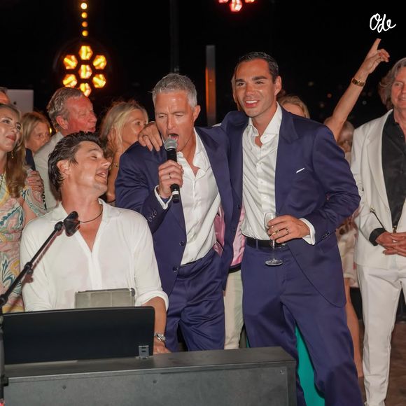 Un documentaire consacré au mariage de Ralf Schumacher et Étienne Bousquet-Cassagne sera diffusé prochainement sur Sky Deutschland.

Etienne Bousquet-Cassagne a partagé de nombreuses images inédites de son mariage avec Ralf Schumacher. Capture d'écran Instagram