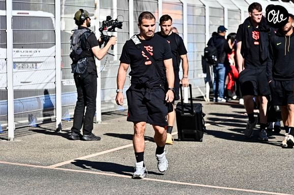 Cette absence met fin à l'espoir de Dupont de retrouver une tournée d'été avec les Bleus, une première depuis 2017.

Antoine Dupont (st) lors du match de rugby du 8ème de finale de la Coupe des champions Investec opposant le Stade Toulousains à Bristol (59-26) à Toulouse, France, le 4 avril 2026. © Thierry Breton/Psnewz/Bestimage