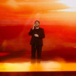 Exclusif - Patrick Fiori - Enregistrement de l'émission "Eternel Aznavour, le concert événement", diffusée le 18 octobre sur France 3
© Christophe Clovis-Cyril Moreau / Bestimage

Éternel Aznavour : le concert événement
Vendredi 18 octobre à 21.05 sur France 3 et sur france.tv
Logo de la plateforme france.tv
Logo France 3

Pour célébrer le centenaire de la naissance de l'une des plus grandes légendes de la chanson française et à l'occasion de la sortie du film Monsieur Aznavour, nous vous invitons à une soirée exceptionnelle autour de ses plus belles chansons.

Les plus grands artistes de la scène française lui rendent hommage au cours de cette soirée musicale. Entourés d’un orchestre composé de 22 musiciens, ils se succéderont pour interpréter ses plus grands succès, et témoigner de l’histoire d’amour qui les lie avec Charles Aznavour.

De "La Bohème" à "Emmenez-moi", en passant par "Hier encore" et "Je m’voyais déjà", chaque performance sera un hommage vibrant à l'homme qui a marqué des générations par ses textes profonds et sa voix inoubliable. Ce sera également l’occasion d’en apprendre plus sur cet homme pudique à travers des images d’archives rares issues de la collection privée de Charles Aznavour qui viendront ponctuer ce show.   

Ne manquez pas cette soirée inoubliable où la musique, l’émotion et la poésie seront au rendez-vous pour célébrer l'héritage artistique de Monsieur Charles Aznavour.