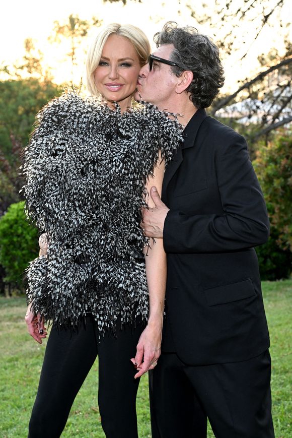 Marc Lavoine et sa compagne Adriana Karembeu - 11ème édition du Gala de charité de Patrick Mouratoglou à la Mouratoglou Academy & Resort à Biot le 21 juin 2025. © Bruno Bebert/Bestimage