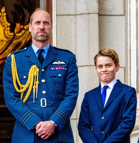 Un sujet qui est constamment mis sur la table et sur lequel le prince George aurait tendance à insister.

Le prince William, prince de Galles, Le prince George de Galles, - La famille royale britannique assiste aux célébrations du 80ème anniversaire de la fin de la Seconde guerre mondiale (VE Day) à Londres, le 5 mai 2025. Photo par Backgrid USA / Bestimage
