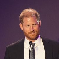 Le prince Harry, arrivé en Angleterre, fait une référence subtile à son frère William