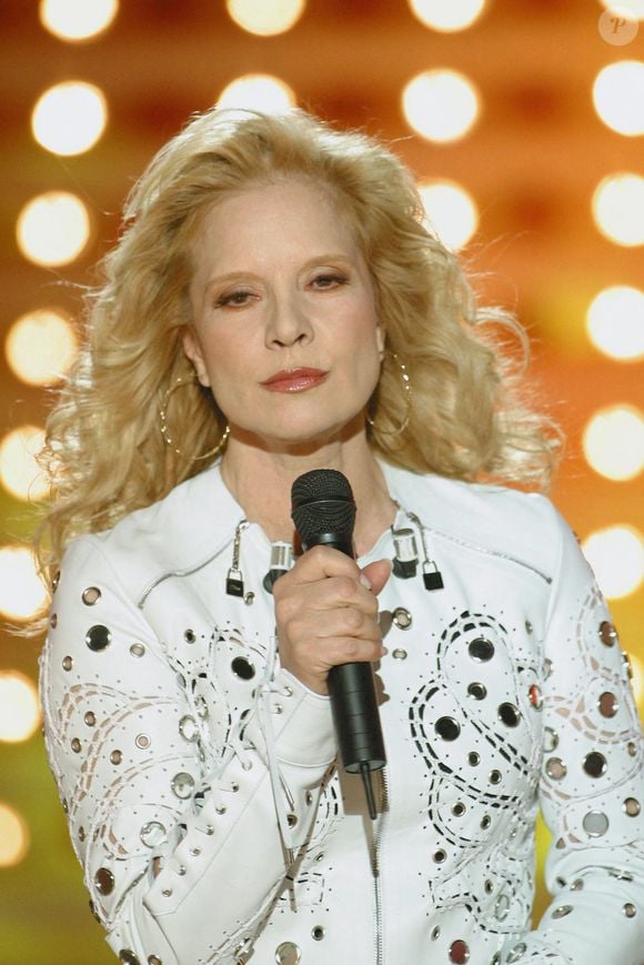 Sylvie Vartan lors de l'émission Vivement Dimanche